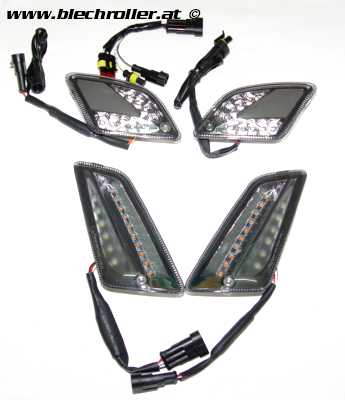 Blinker-Set vorne+hinten MOTO NOSTRA dynamisches LED Lauflicht, Tagfahrlicht vorne + Positionslicht hinten für Vespa GTS 125-300 HPE ('19-22) - smoked